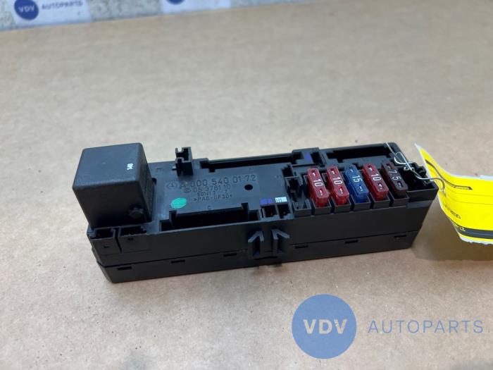 Fuse box Mercedes E-Klasse