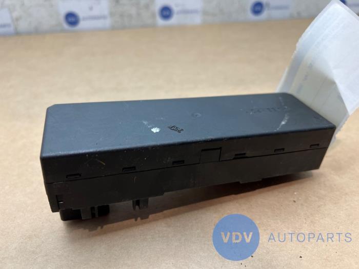 Boîte à fusibles Mercedes E-Klasse