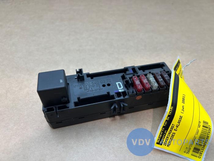 Fuse box Mercedes E-Klasse