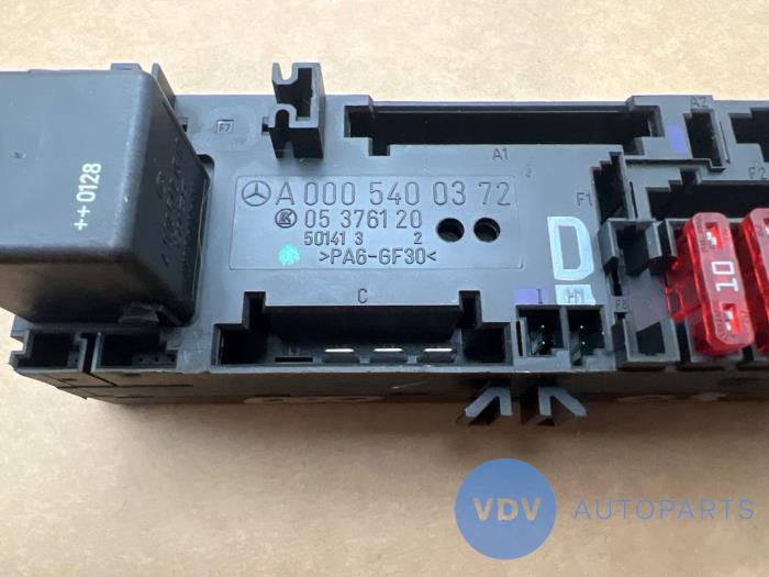 Fuse box Mercedes E-Klasse