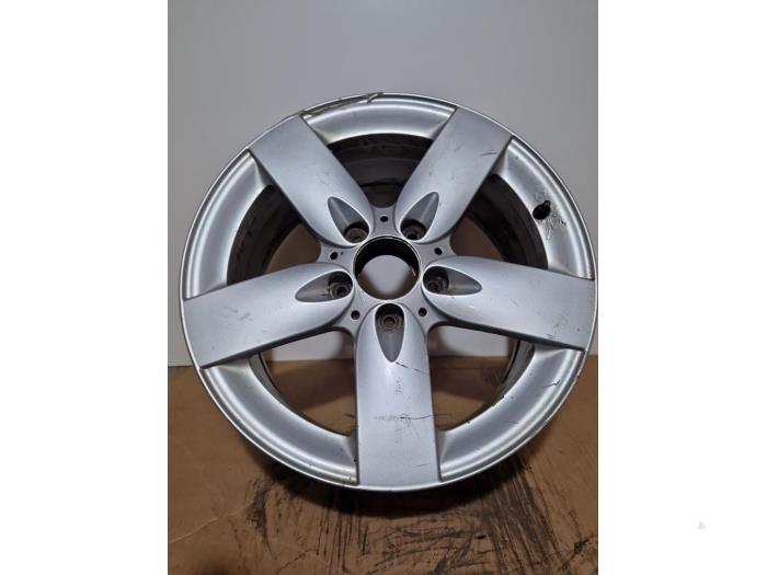 Llanta Mercedes SLK