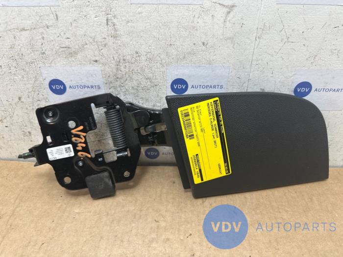 Boot lid hinge Mercedes C-Klasse