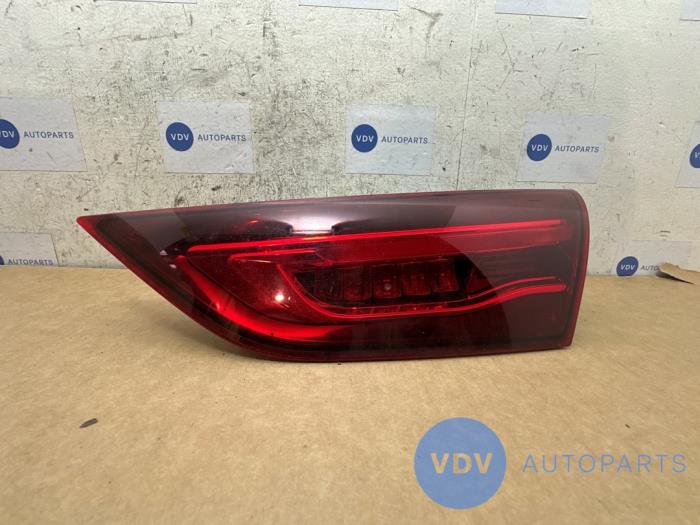Feu arrière droit Mercedes CLA