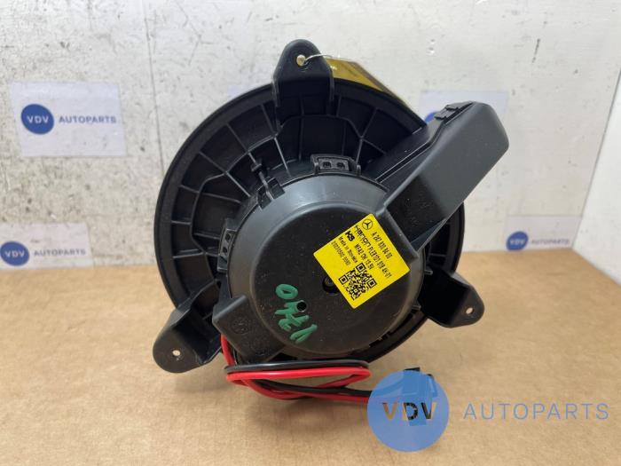 Silnik wentylatora nagrzewnicy Mercedes CLA