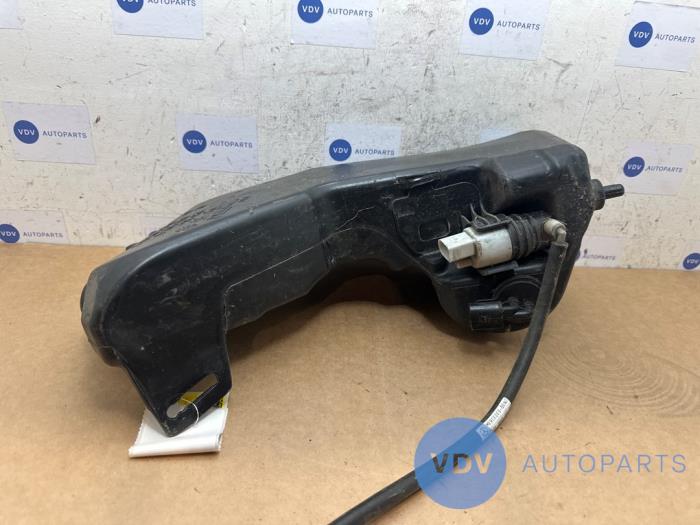 Front windscreen washer reservoir Mercedes GLC-Klasse
