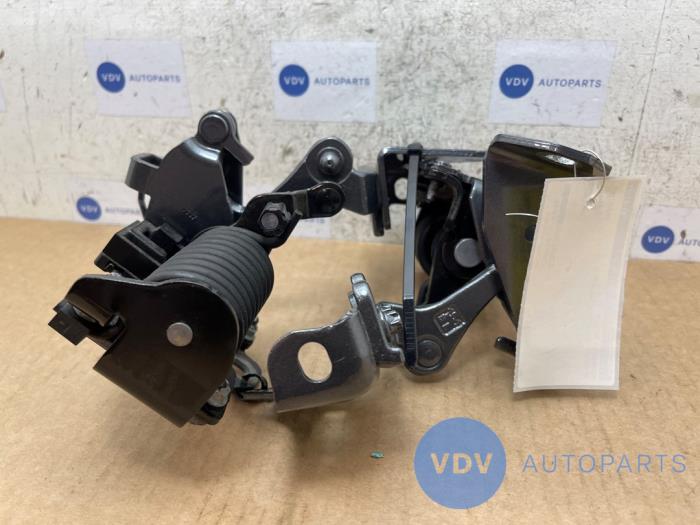 Bisagra del portón trasero Mercedes C-Klasse