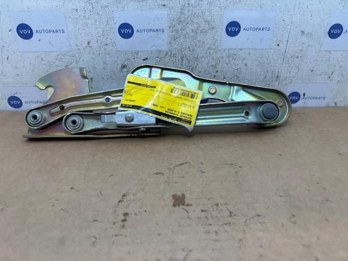 Bisagra de capó Mercedes E-Klasse