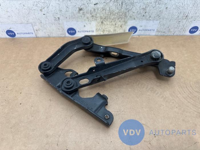 Charnière capot Mercedes SLK