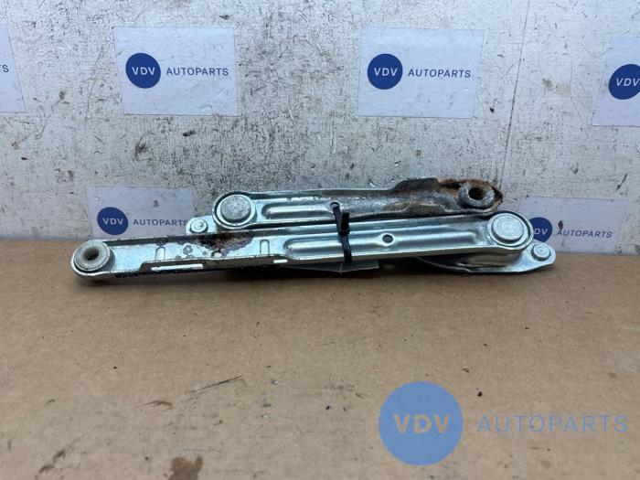 Motorkap Scharnier Mercedes 190E/D