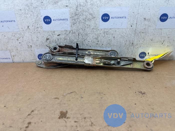 Motorkap Scharnier Mercedes 190E/D