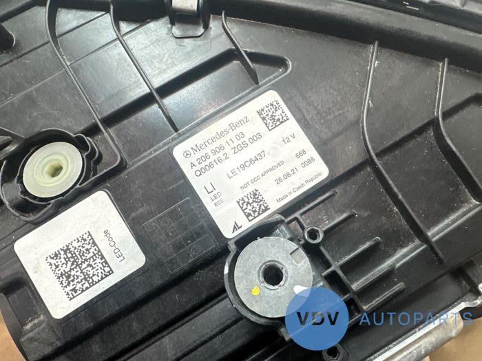 Headlight, left Mercedes C-Klasse