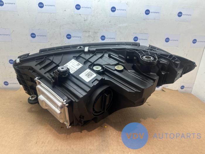 Phare droit Mercedes C-Klasse