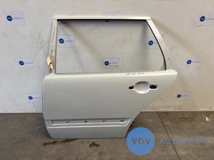 Drzwi lewe tylne wersja 4-drzwiowa Mercedes E-Klasse