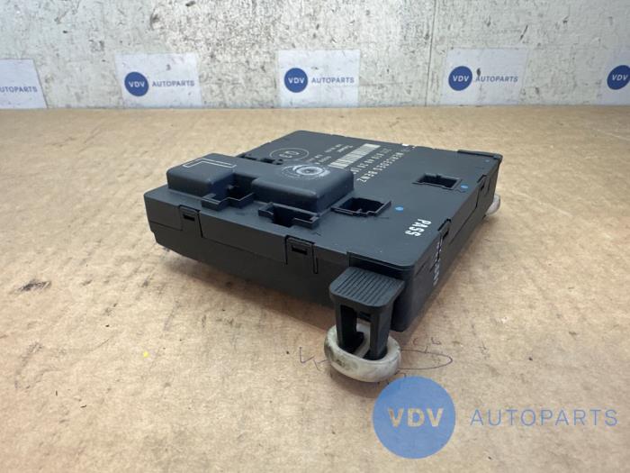 Modul centralnego zamka Mercedes E-Klasse