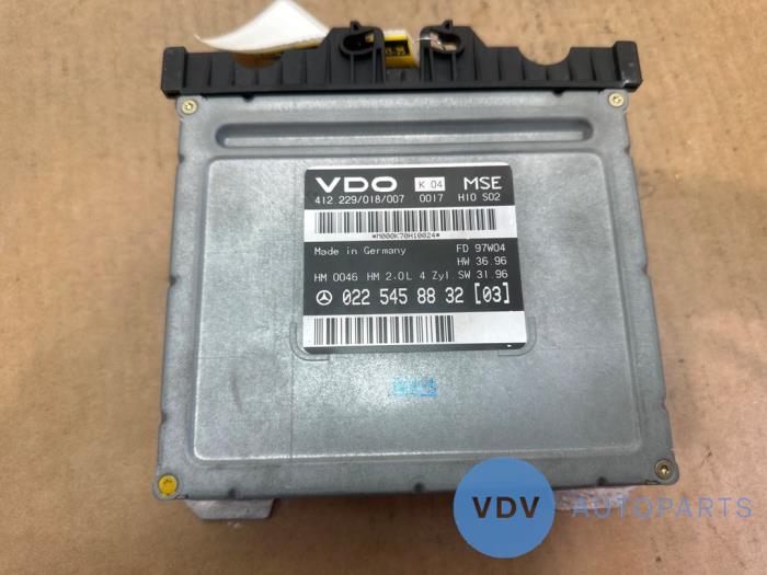 Ordinateur gestion moteur Mercedes E-Klasse
