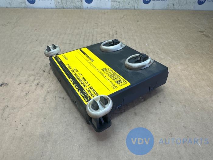 Module verrouillage central des portes Mercedes E-Klasse