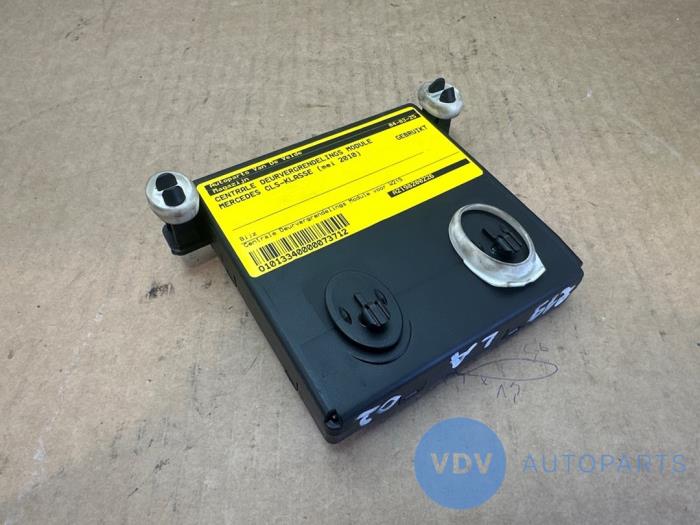 Central door locking module Mercedes CLS-Klasse