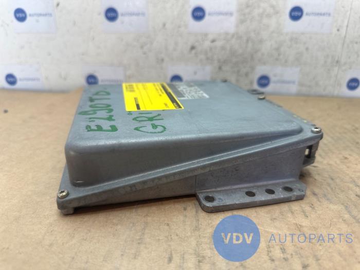 Engine management computer Mercedes E-Klasse