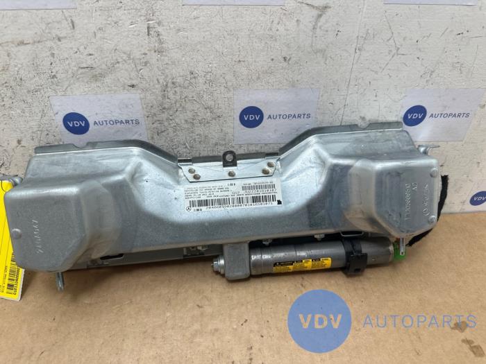 Knie airbag Mercedes C-Klasse