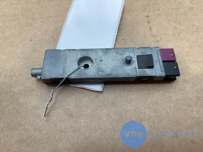 Antenna Amplifier Mercedes E-Klasse