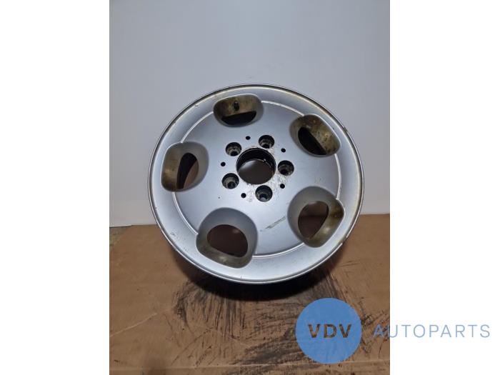 Wheel Mercedes Viano
