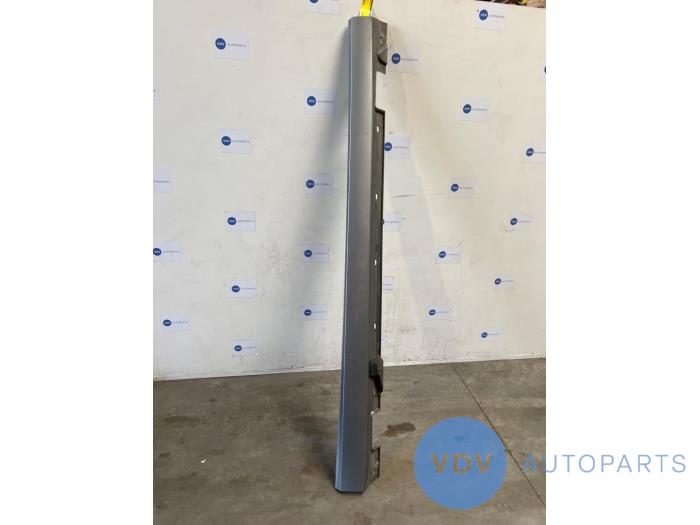 Dorpel rechts Mercedes E-Klasse