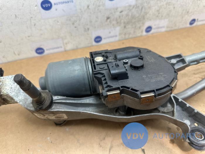 Wiper motor + mechanism Mercedes E-Klasse