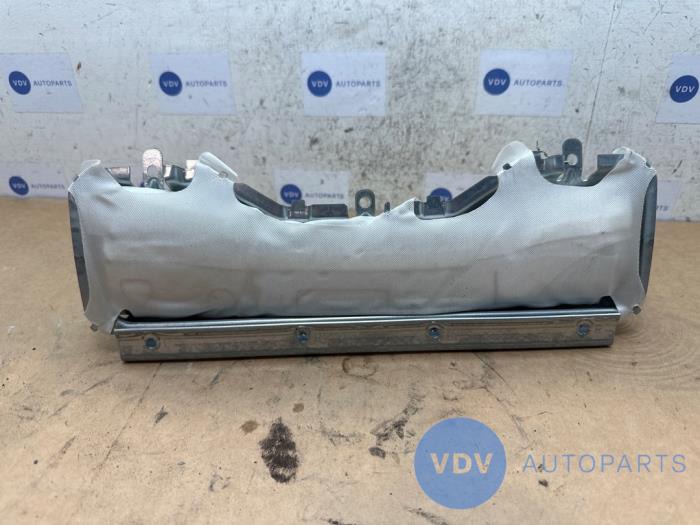 Knee airbag Mercedes E-Klasse