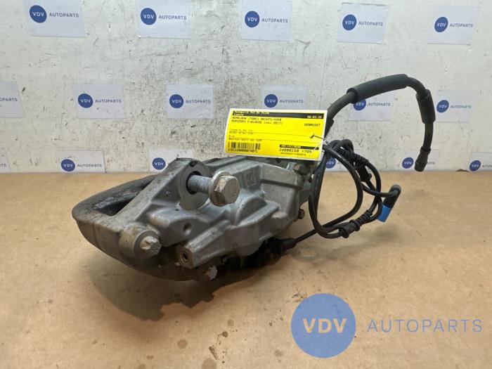 Etrier de frein (pince) avant droit Mercedes C-Klasse