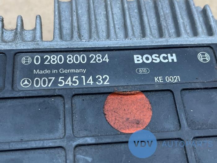 Engine management computer Mercedes 190E/D