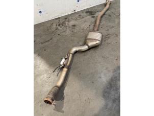Gebruikte Uitlaat Middendemper Mercedes C Estate (S205) C-200d 2.2 16V Prijs € 514,25 Inclusief btw aangeboden door Autoparts Van De Velde