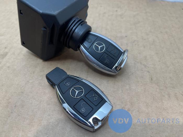 Kontaktslot + computer Mercedes E-Klasse