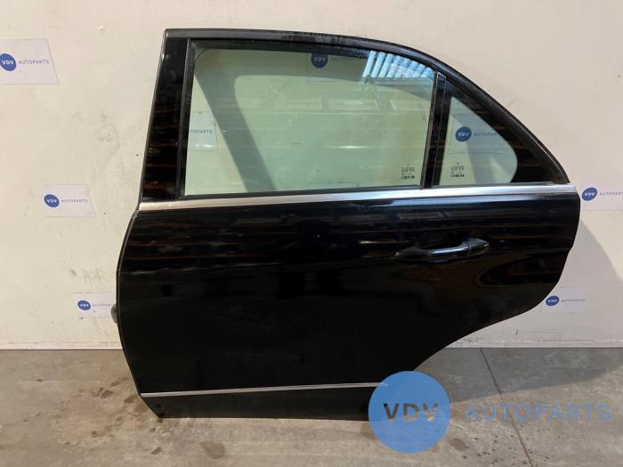 Portier 4Deurs links-achter Mercedes E-Klasse
