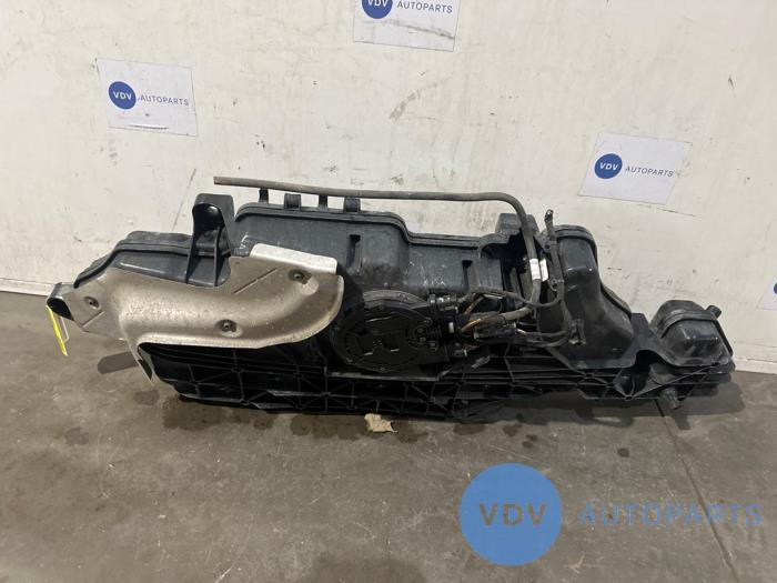 Zbiornik AdBlue Mercedes GLB-Klasse