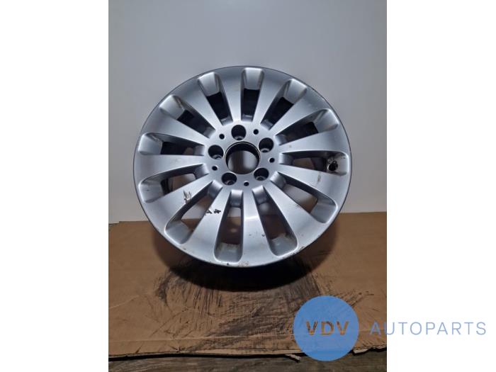 Llanta Mercedes C-Klasse