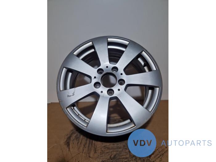 Llanta Mercedes C-Klasse