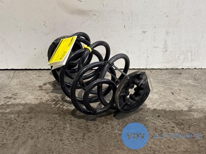 Sprezyna srubowa tyl Mercedes CLA