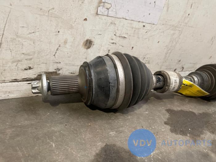 Aandrijfas links-voor Mercedes CLA