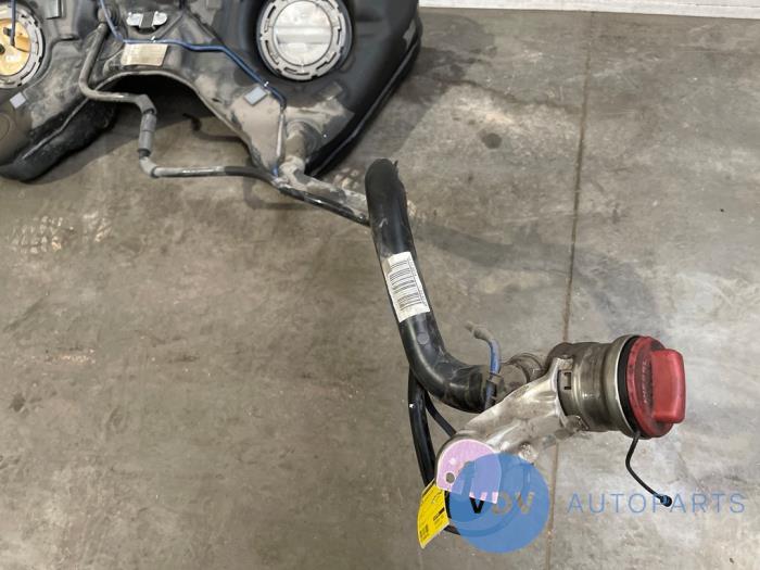 Réservoir de carburant Mercedes E-Klasse