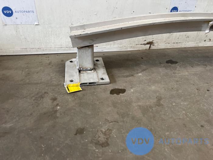 Belka podwozia tyl Mercedes GLE