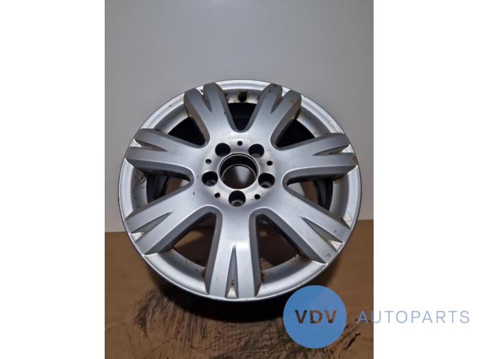 Llanta Mercedes C-Klasse