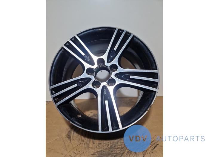 Llanta Mercedes C-Klasse