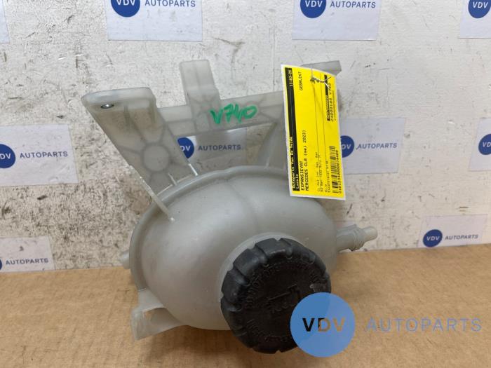 Expansion vessel Mercedes CLA