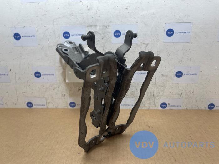 Charnière capot Mercedes CLS-Klasse