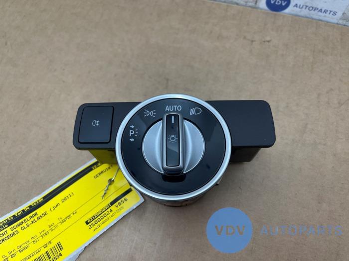 Light switch Mercedes CLS-Klasse