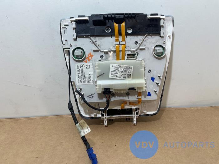 Oswietlenie wewnetrzne przód Mercedes CLS-Klasse