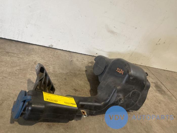 Scheibensprühertank vorne Mercedes CLS-Klasse