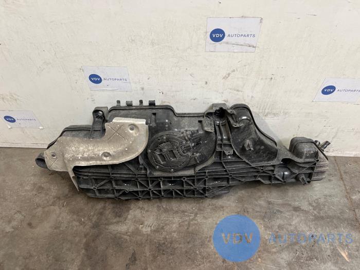 Zbiornik AdBlue Mercedes CLA