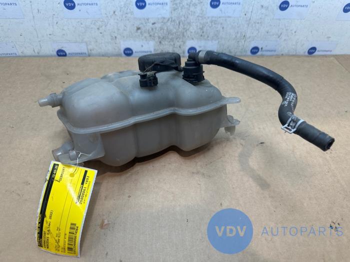Expansion vessel Mercedes CLA