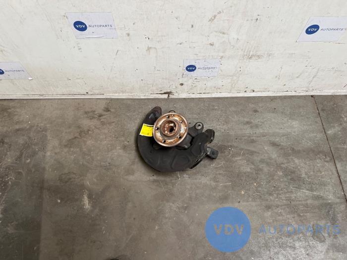 Knuckle, front right Mercedes V-Klasse